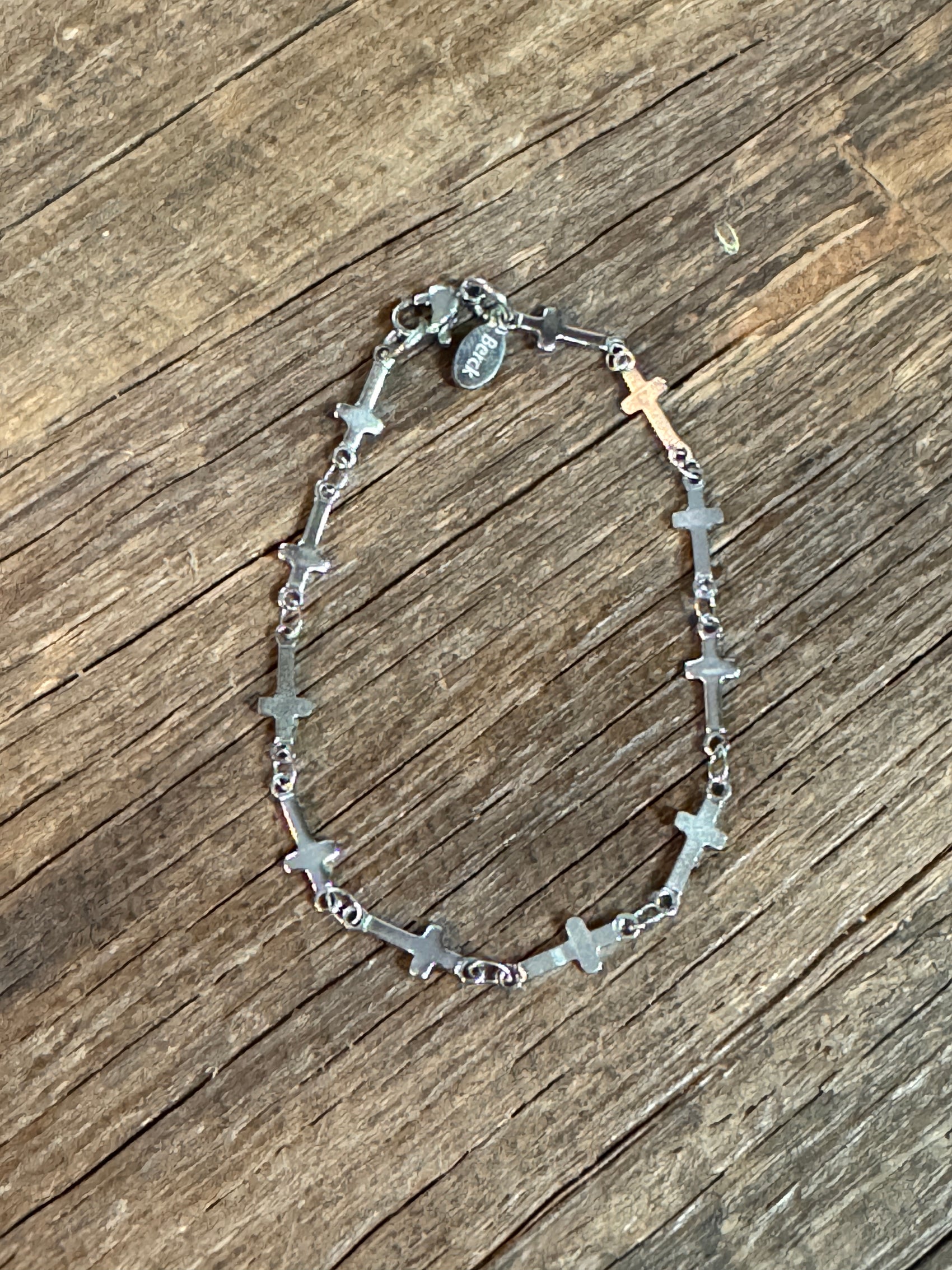 Cross Link Bracelet 7"