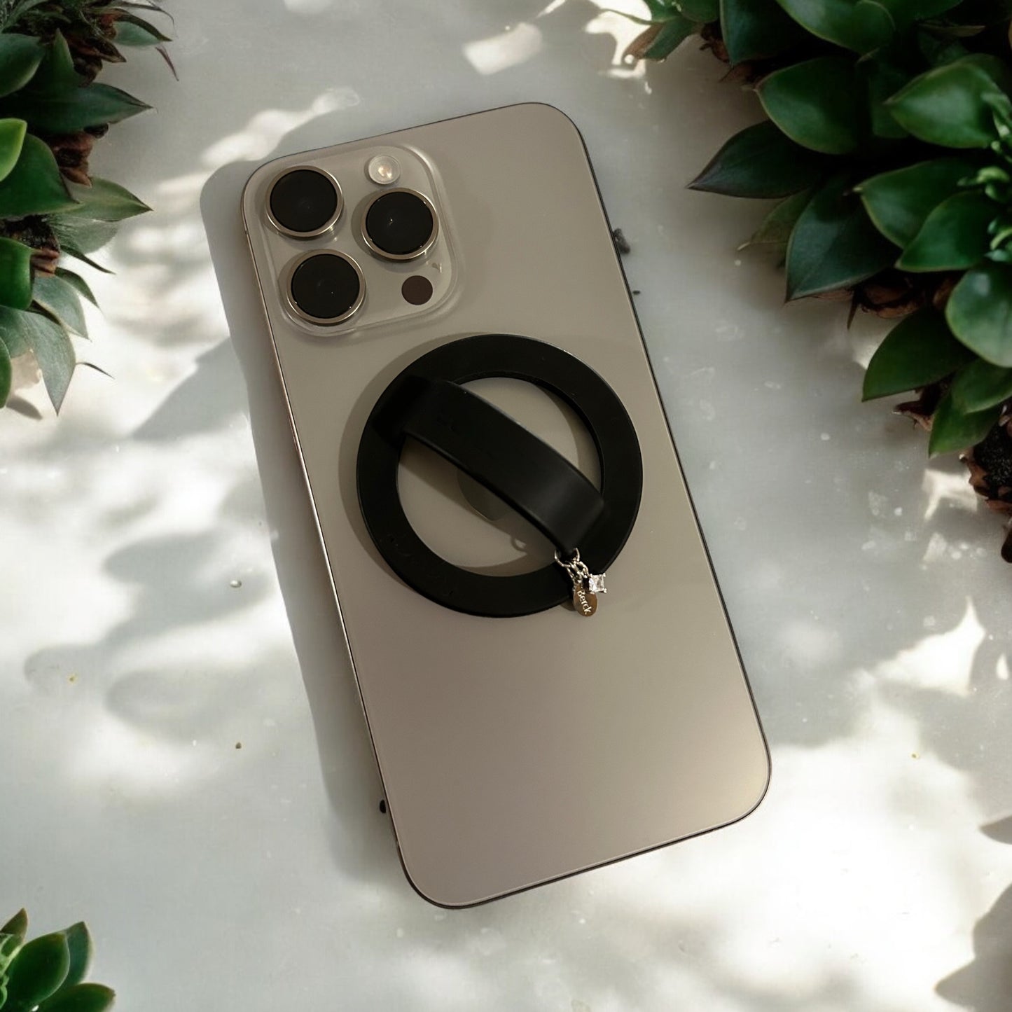 Grip It! Magsafe Silicone Loop Grip