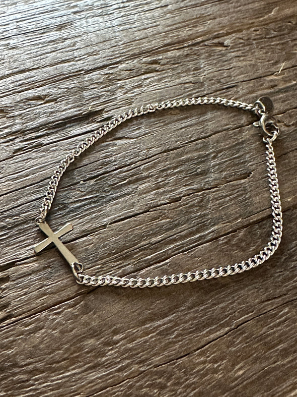 Cross - Cuban Curb Chain Bracelet 7" Stainless Steel