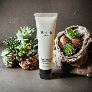Berck Beauty - Gel Hand Masque with Niacinamide & Honeysuckle - PRE-ORDER