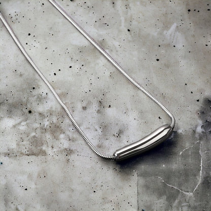 Abstract Tube Snake Chain Necklace