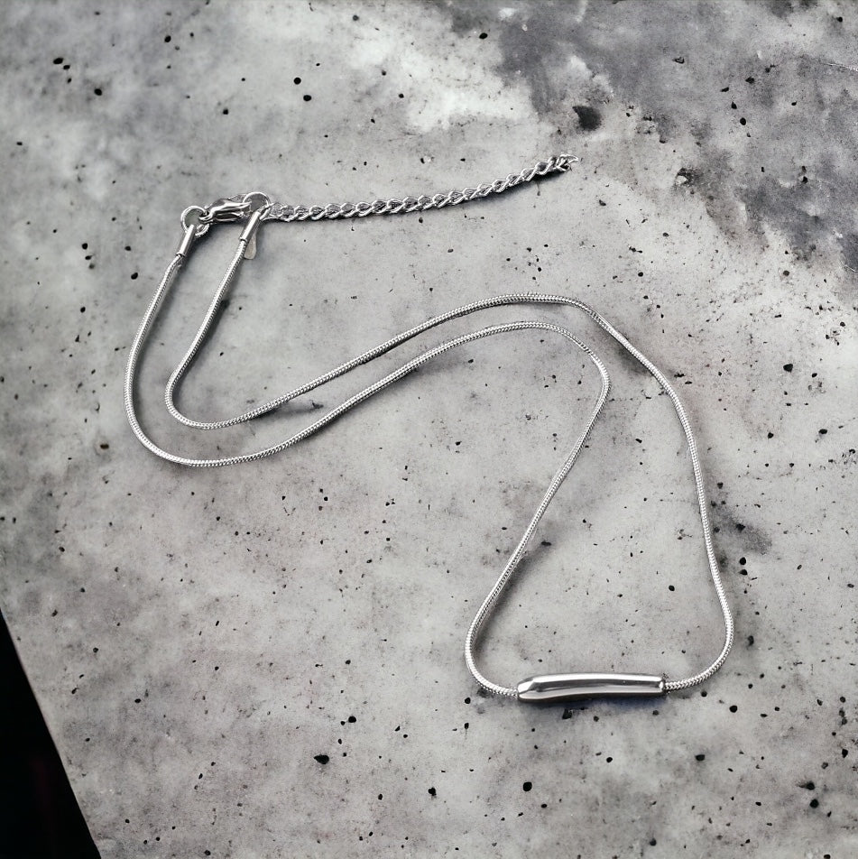 Abstract Tube Snake Chain Necklace