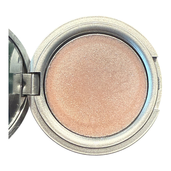 BB Illuminate - Cream Illuminator Compact