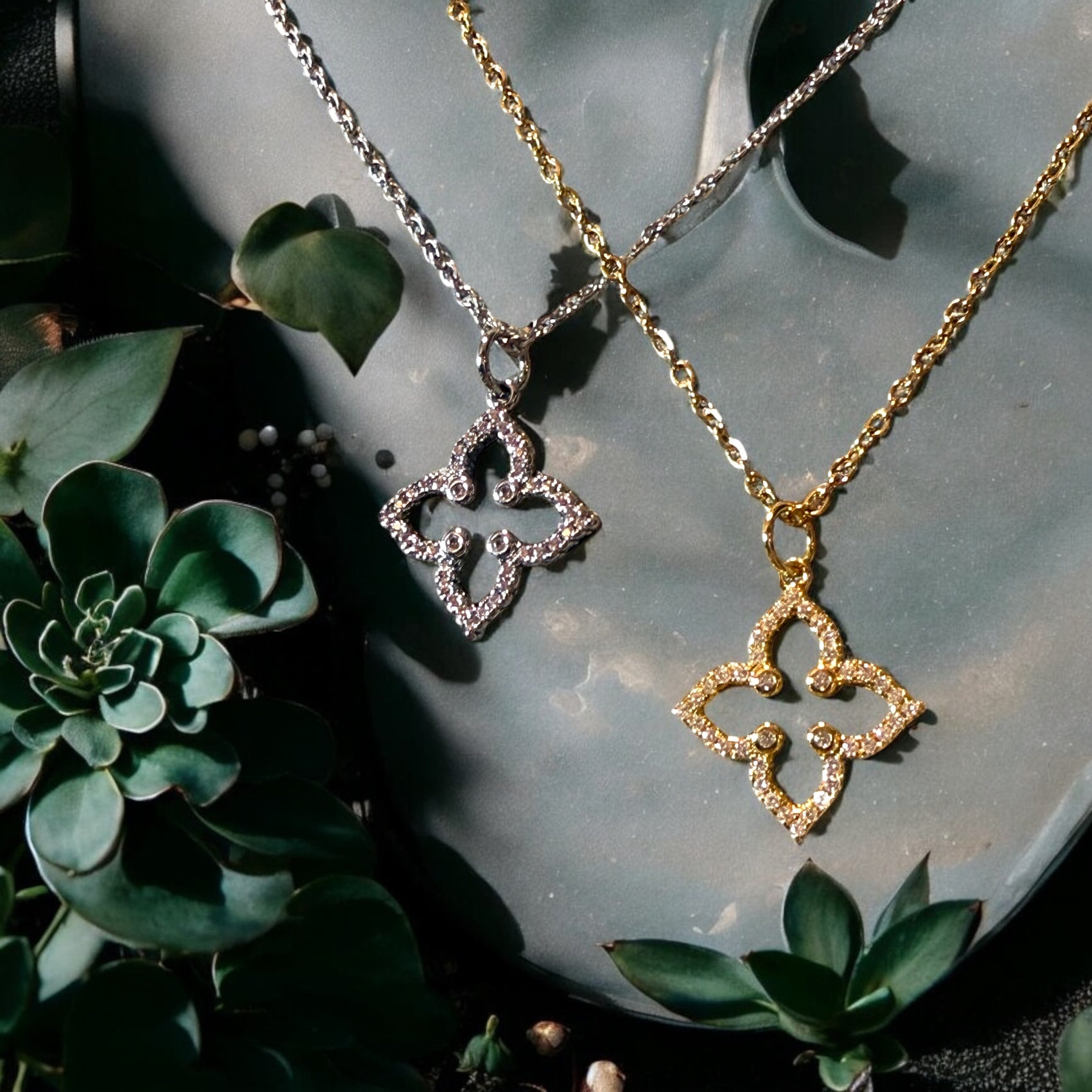 Quatrefoil Pendant