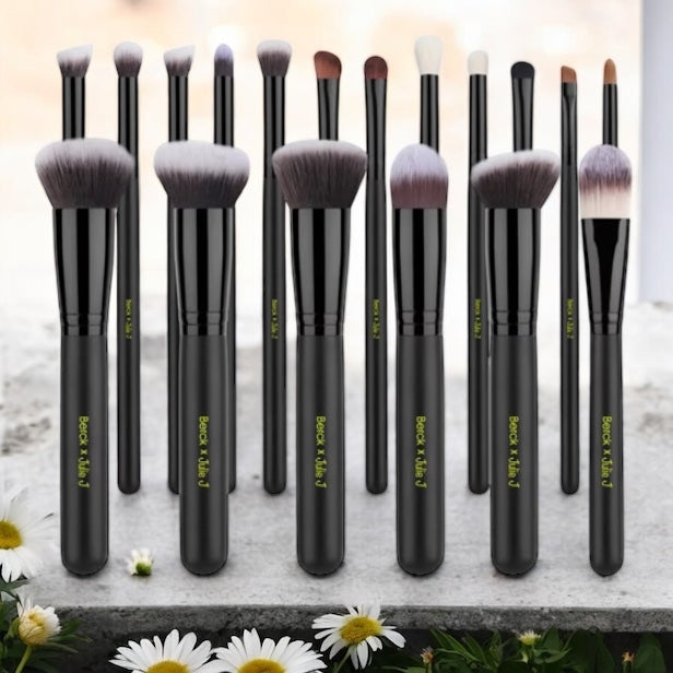 ✨ Berck x Julie J Luxury Makeup Brush Sets Limited Edition 🤩