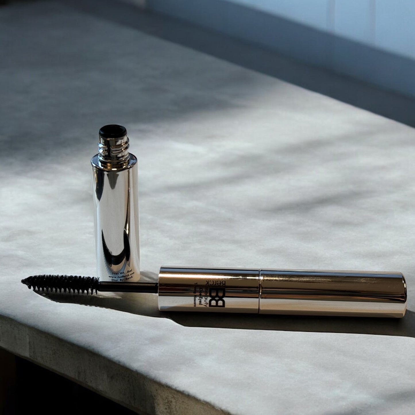 BB - Doe Eyed Tubing Waterproof Mascara