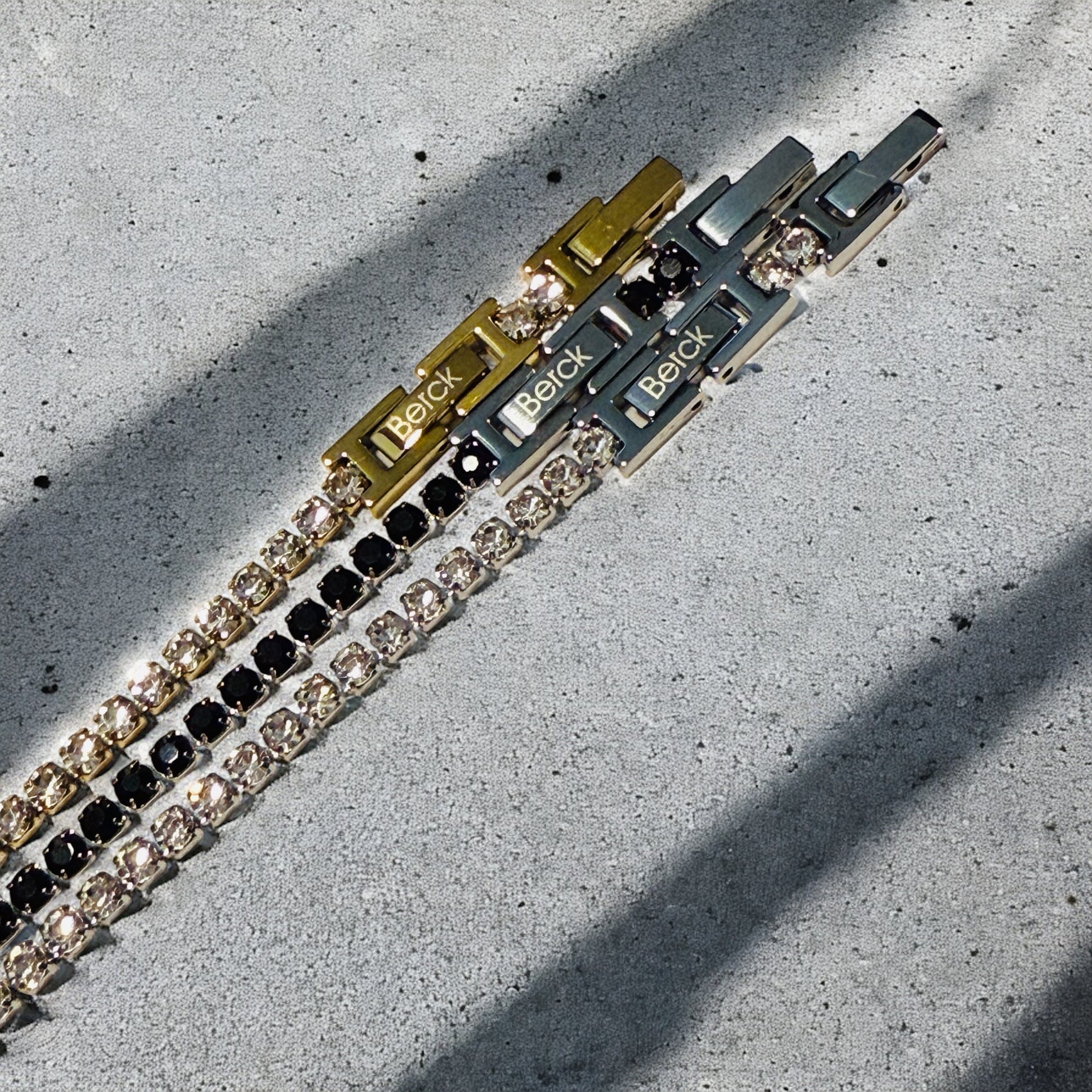 Waterproof 2mm Zircon Tennis Bracelet