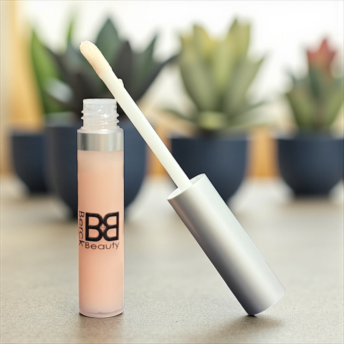 BB Naturally Plumped & Pouty Lip Treatment/Lip Liner Duo – Berck