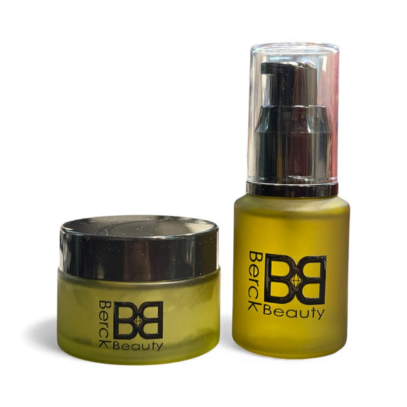 BB Limited Edition Holiday Makeup Case Bundle 🎄ONLY $98!! $245 Value! $147 Discounted at Checkout!!