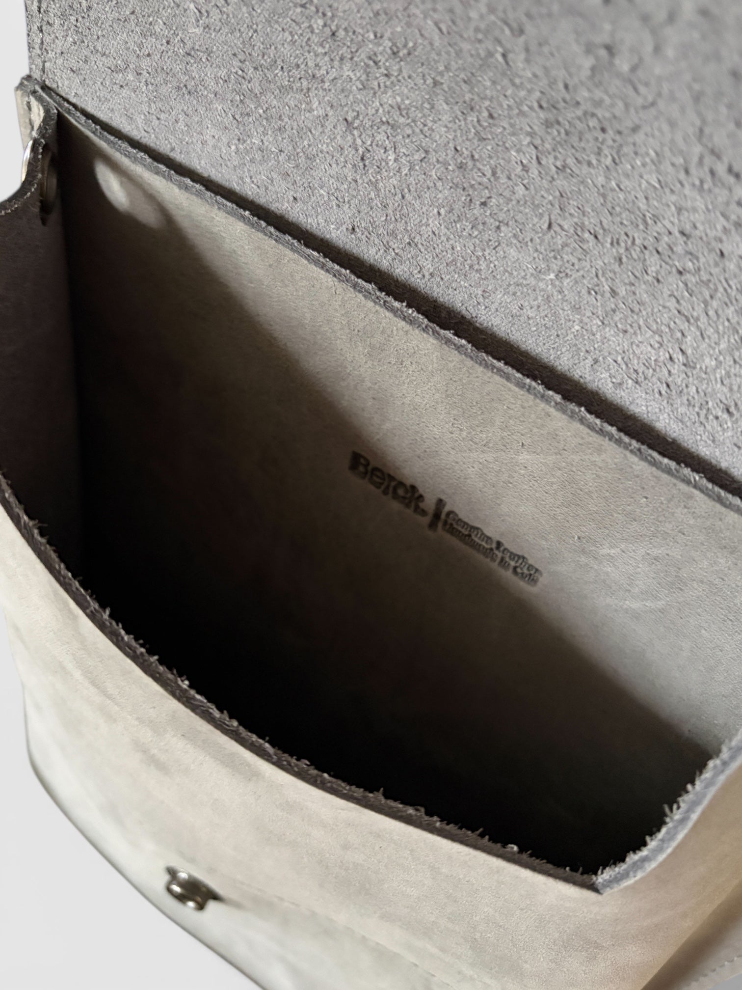 BRAND NEW DESIGN 🤩 Harmony Utility Small Messenger Bag Leather