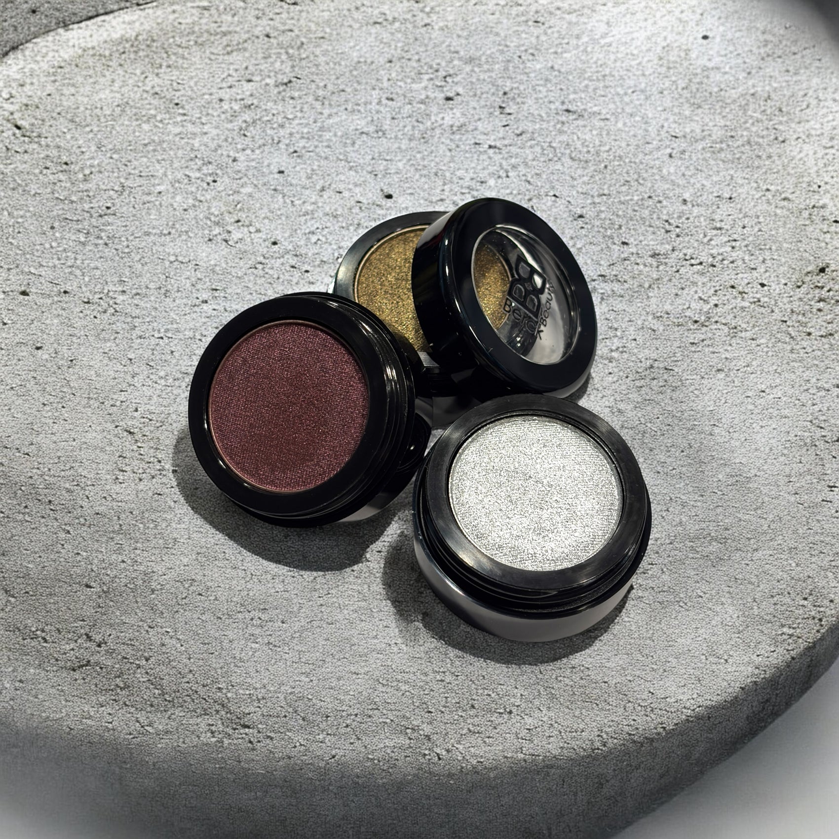 BB Refiners Fire Foil Eye Shadow
