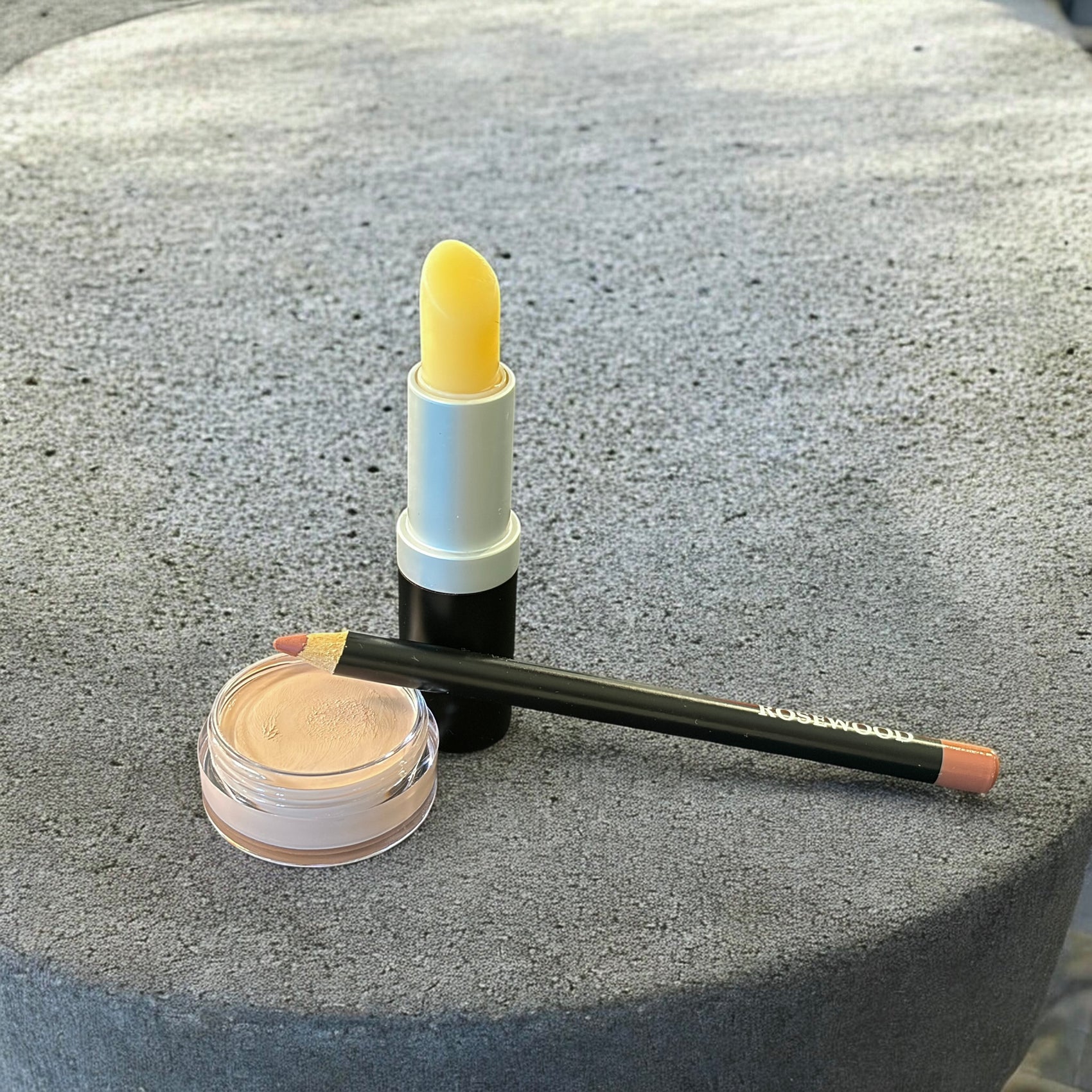 BB Lip Contour Kit - Skincare Infused 💦