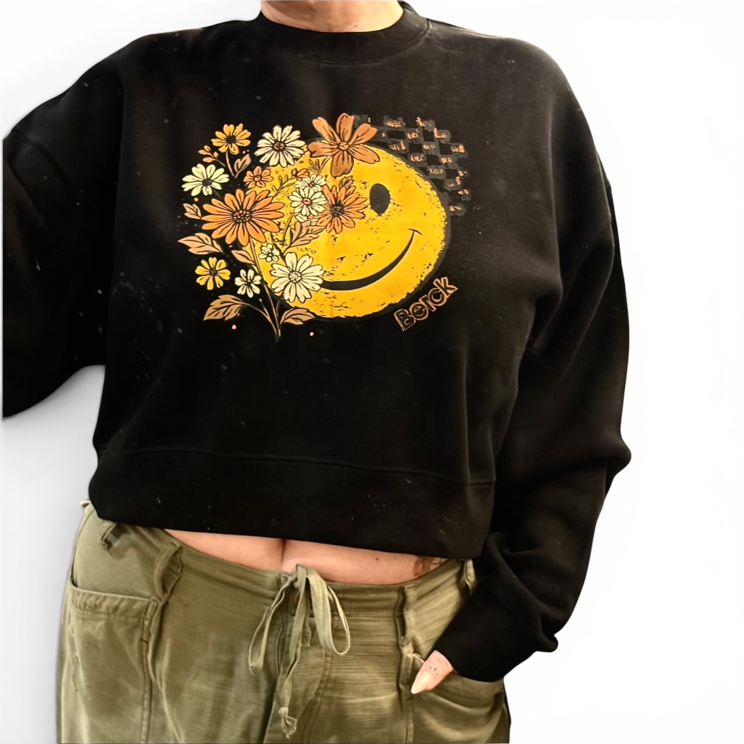 LIMITED EDITION PREORDER Smiles 🙂 & Flowers 💐 Graphic Tees & Sweatshirt