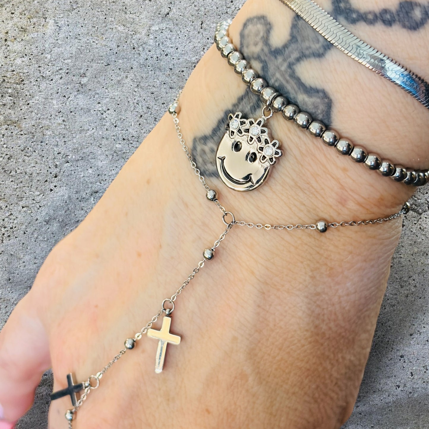 Smiles & Flowers Waterproof Stainless Steel Jewelry Collection