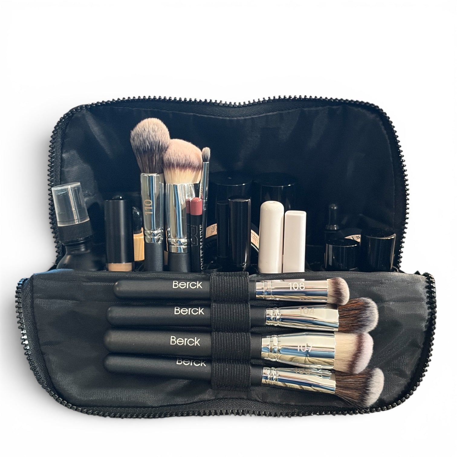 Berck On-The-Go Makeup Bag/Organizer PREORDER