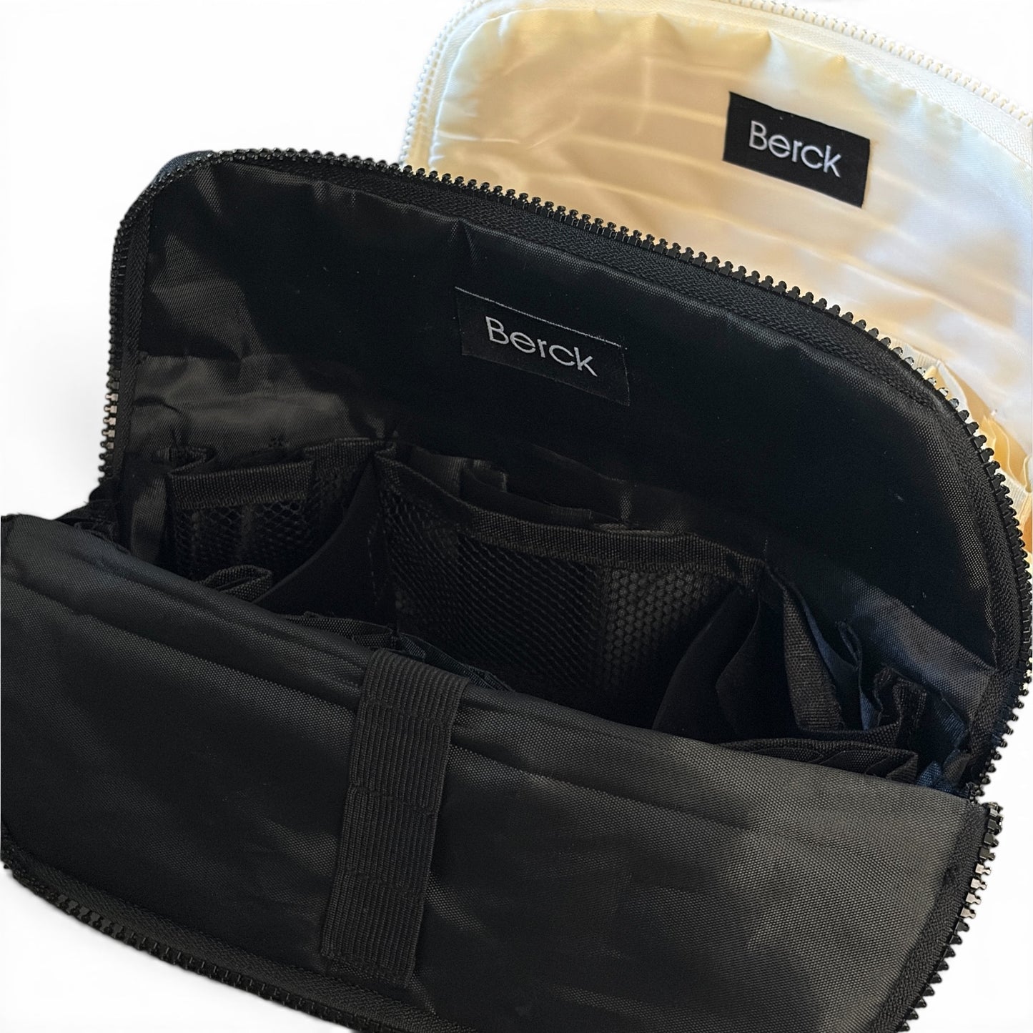 Berck On-The-Go Makeup Bag/Organizer PREORDER