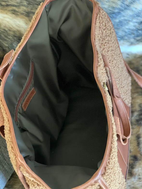DIZZY Day Duffel - FAUX TEDDY SHEARLING